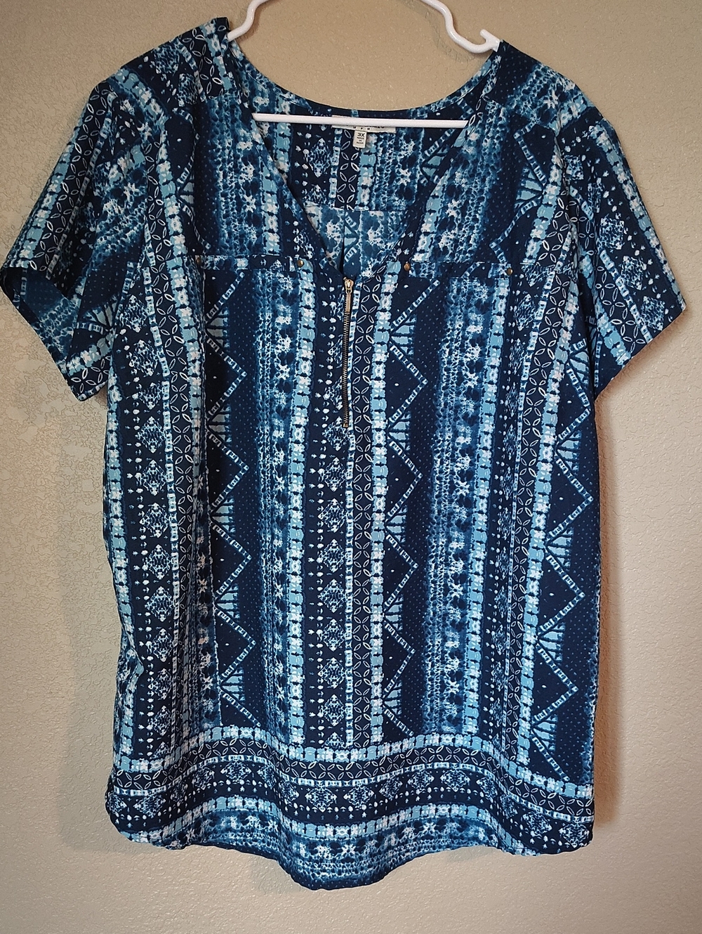 Blue Patterned Short Sleeve Zip-Front Top